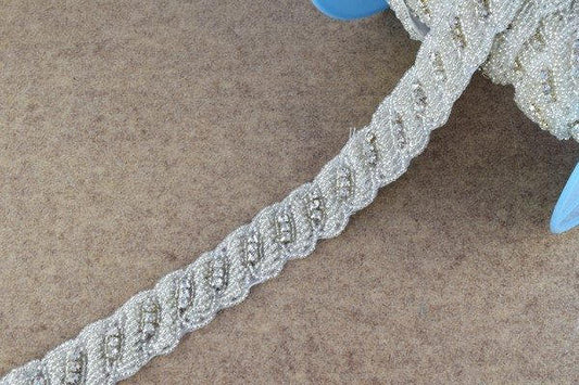 DIY 1 Yard Crystal Rhinestone with Seed Beads Trim Silver Color with Clear Rhinestone RT0054 jewelry making supplies - det...