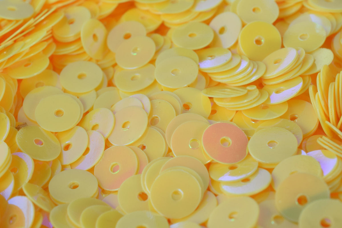 Flat Round Sequins Craft Supplies: Butter Yellow Iridescent Sheen, Multi-Size (3mm-6mm, Center Hole, 2000pcs)