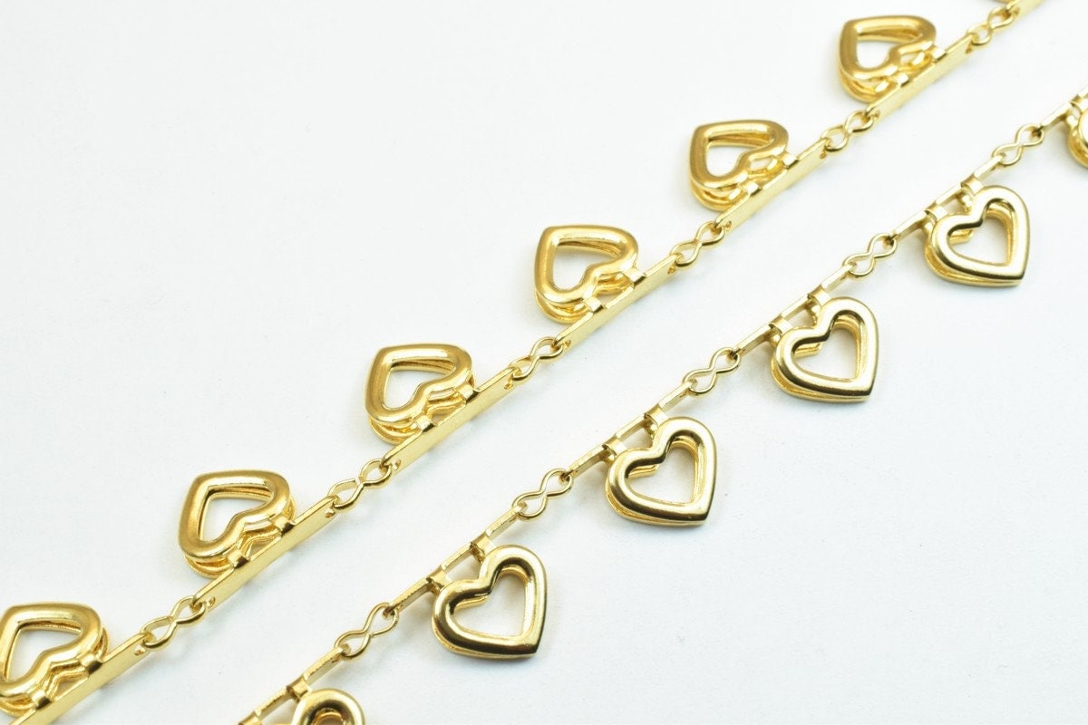 18K Gold Filled Alternative Heart Chain: Tarnish Resistant Jewelry Supply (8.5mm Width, 17.25" Length, )