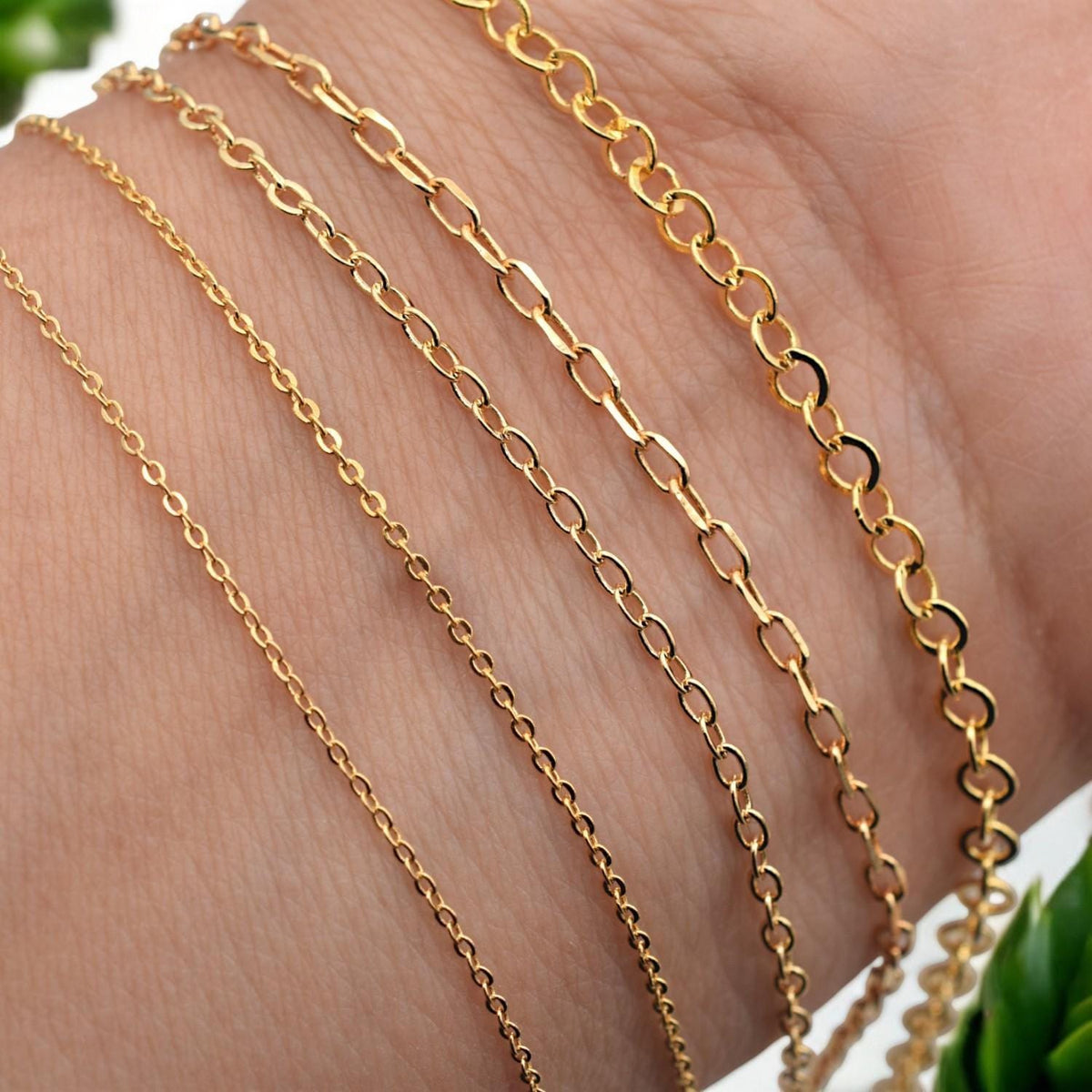 Tarnish-resistant gold chains in multiple thicknesses