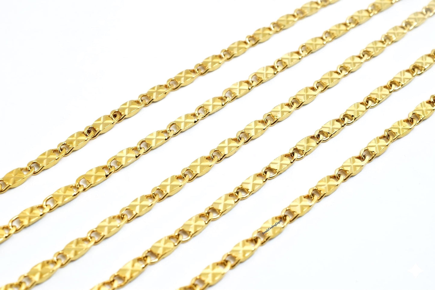 18K gold filled 2.5mm cable chain with electroplated, tarnish resistant finish for jewelry making
