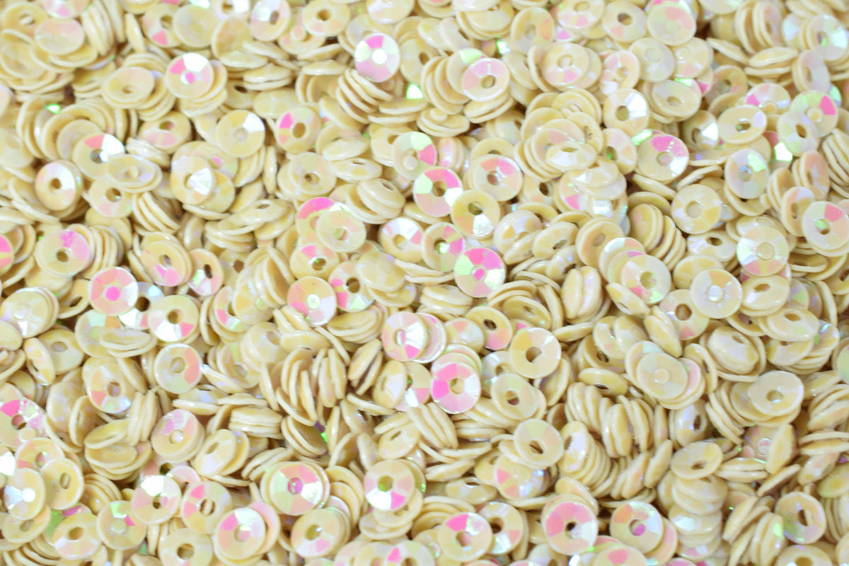 3/4mm Warm Beige Sparkle Cup Glossy Iridescent Sequins Sheen Round Sequins/Loose Paillettes,Wholesale Sequins,Shimmering Sequin Apparel