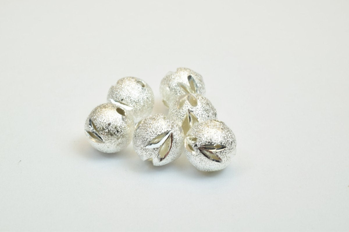 100 PCs Silver Plated Carved Round Beads 6mm/8mm/10mm Diamond Cut