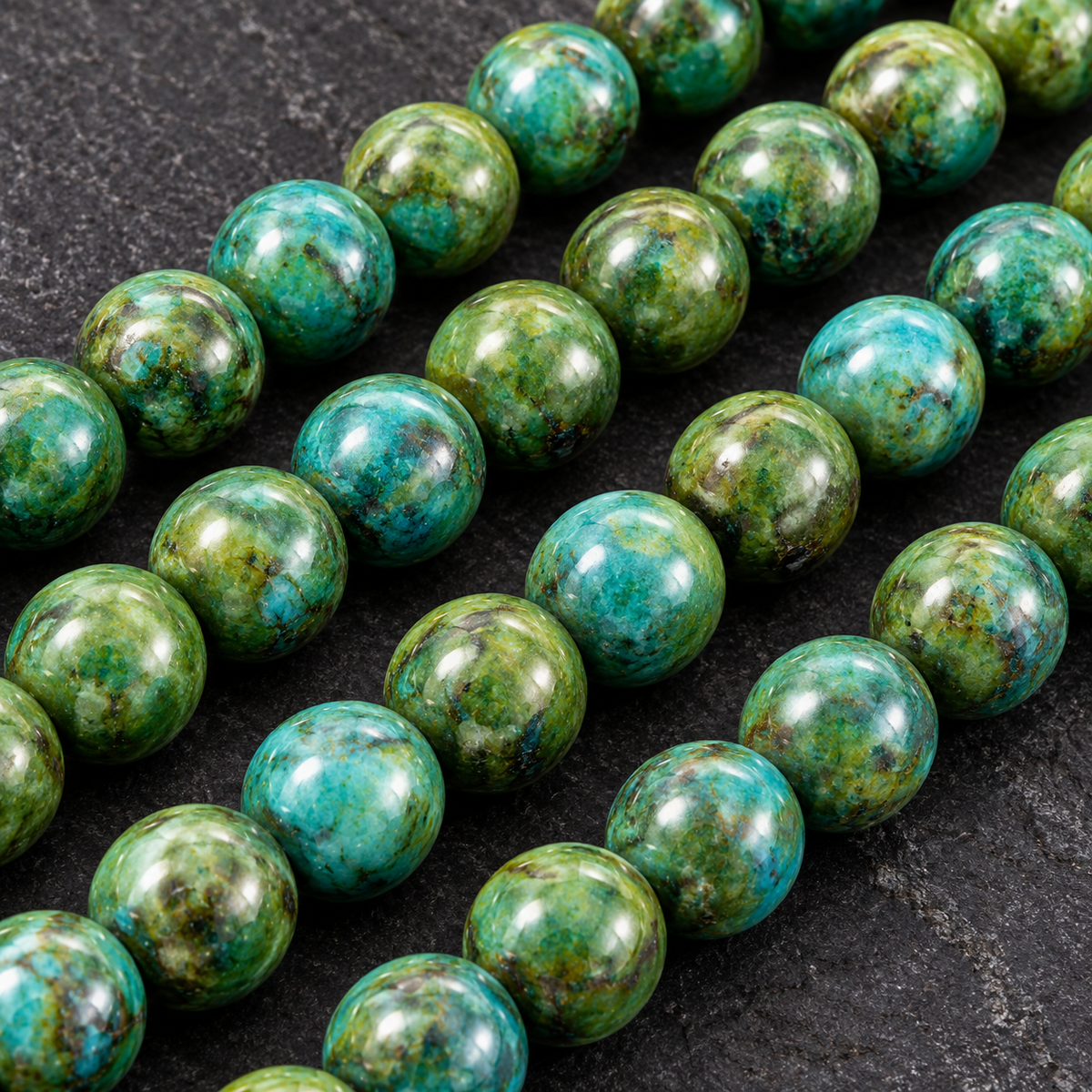 Chrysocolla - dark close-up