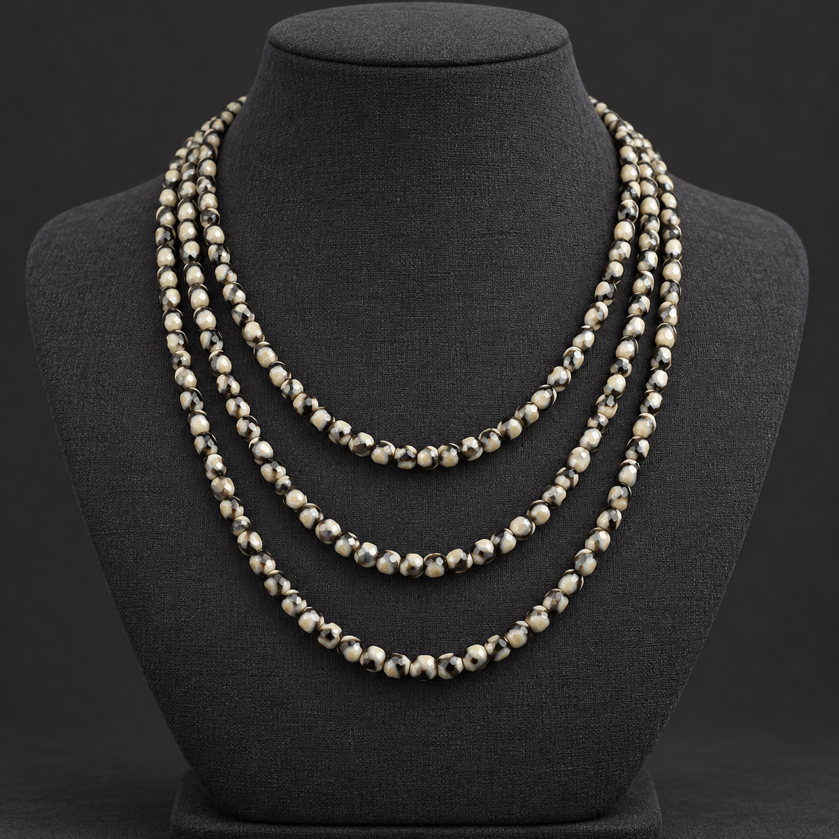 Tibetan DZI Agate - neck display