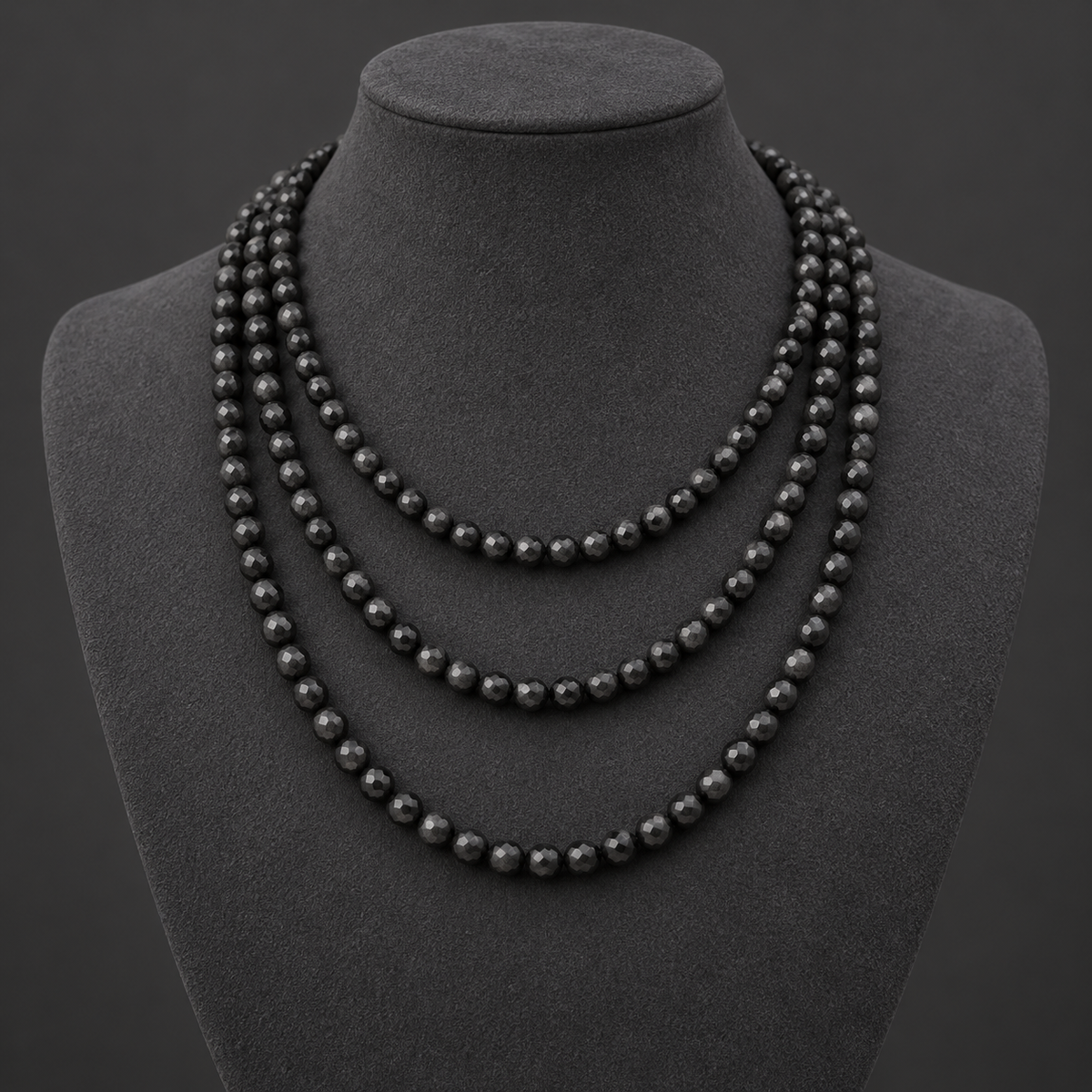 Matte Onyx - neck display