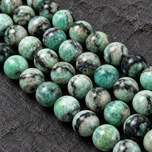 Green Crazy Agate - dark close-up