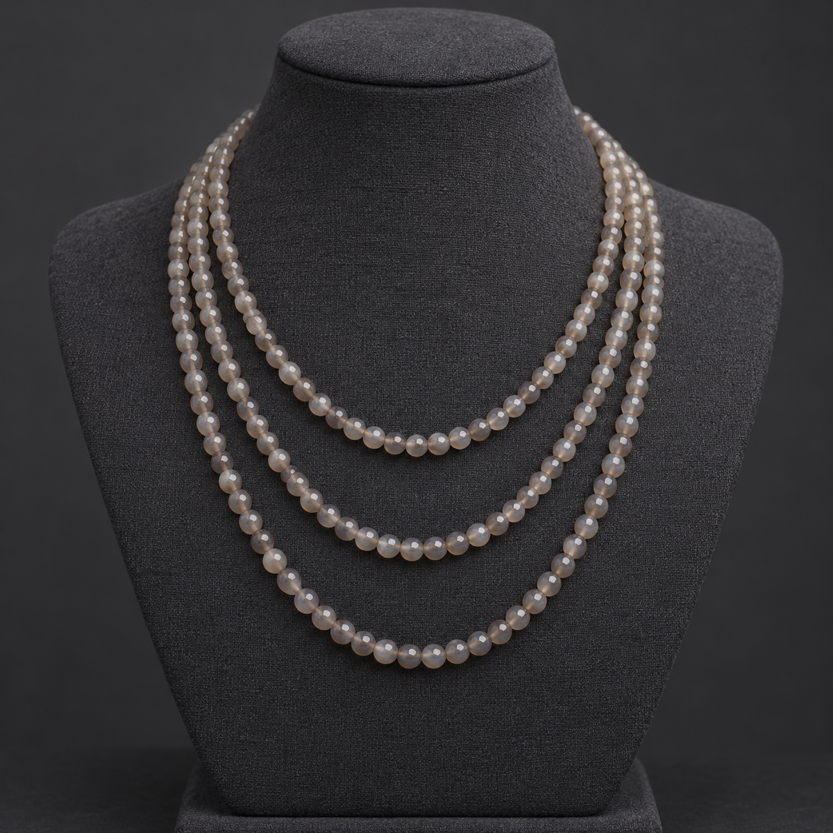 Gray Quartz - neck display