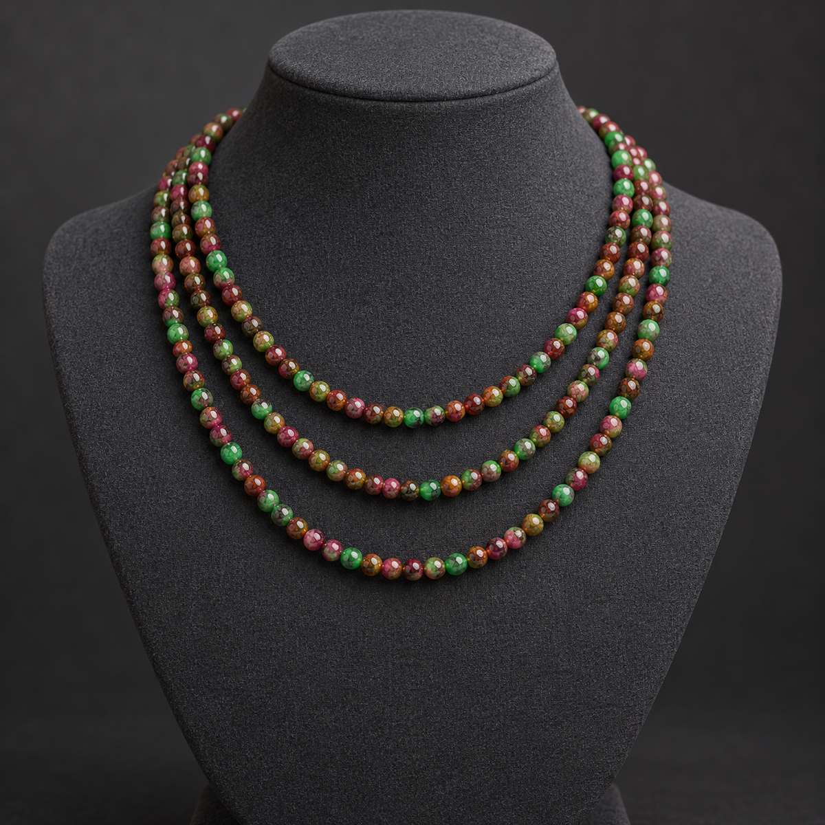 Golden Quartz - neck display