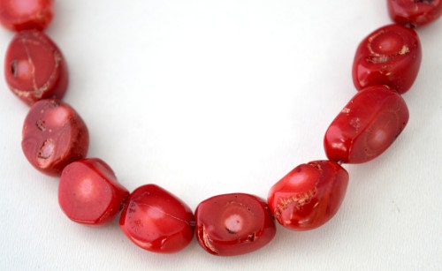 Red Dyed Coral Stone Beads,Mixed Size Beads Sold by 1 strand of 25pcs, 1mm hole opening jewelry making supplies - detail i...