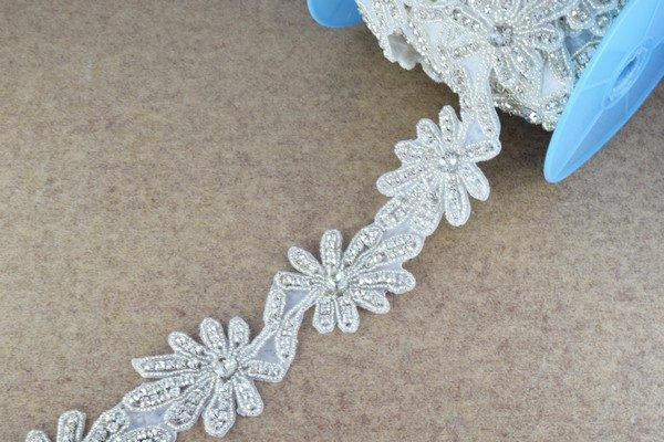 DIY 1 Yard Flower Crystal Rhinestone with Seed Beads Trim Silver Color with Clear Rhinestone RT0092 jewelry making supplie...
