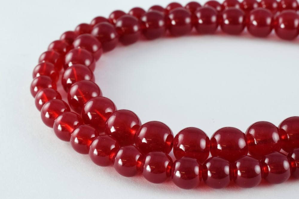 Milky Red Round Glass Beads: Crackle Texture - Bohemian Style, Assorted Sizes 8mm & 10mm, Jewelry Crafting Essentials