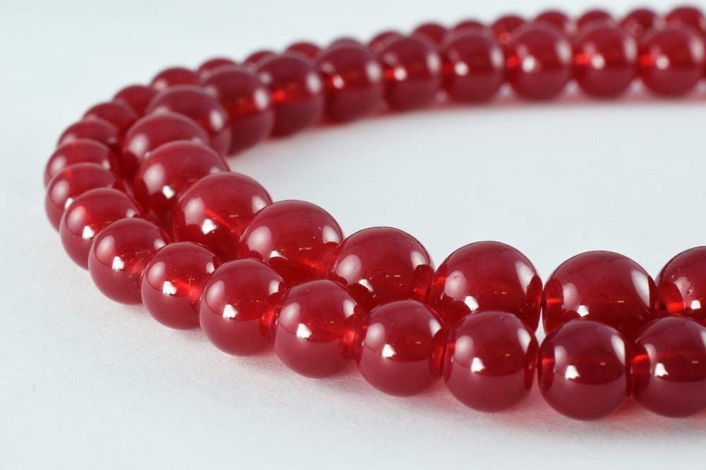 Milky Red Round Glass Beads: Crackle Texture - Bohemian Style, Assorted Sizes 8mm & 10mm, Jewelry Crafting Essentials