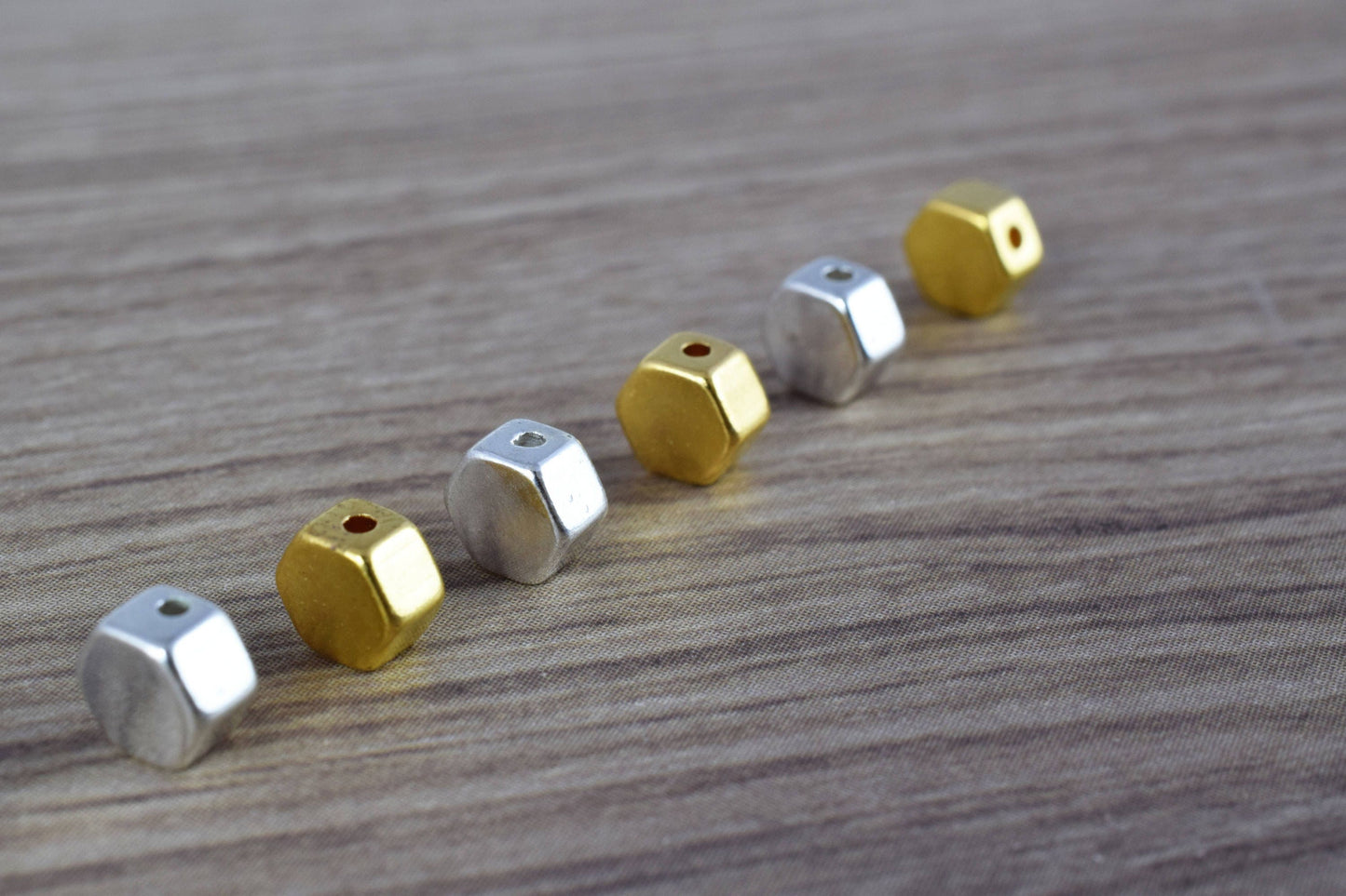 6mm Heptagon Gold/SilverAlloy Jewelry Beads 13pcs per Pack Beads/ beads Jewellery/Ncklace beads/Czech beads/Pressed Beads,...