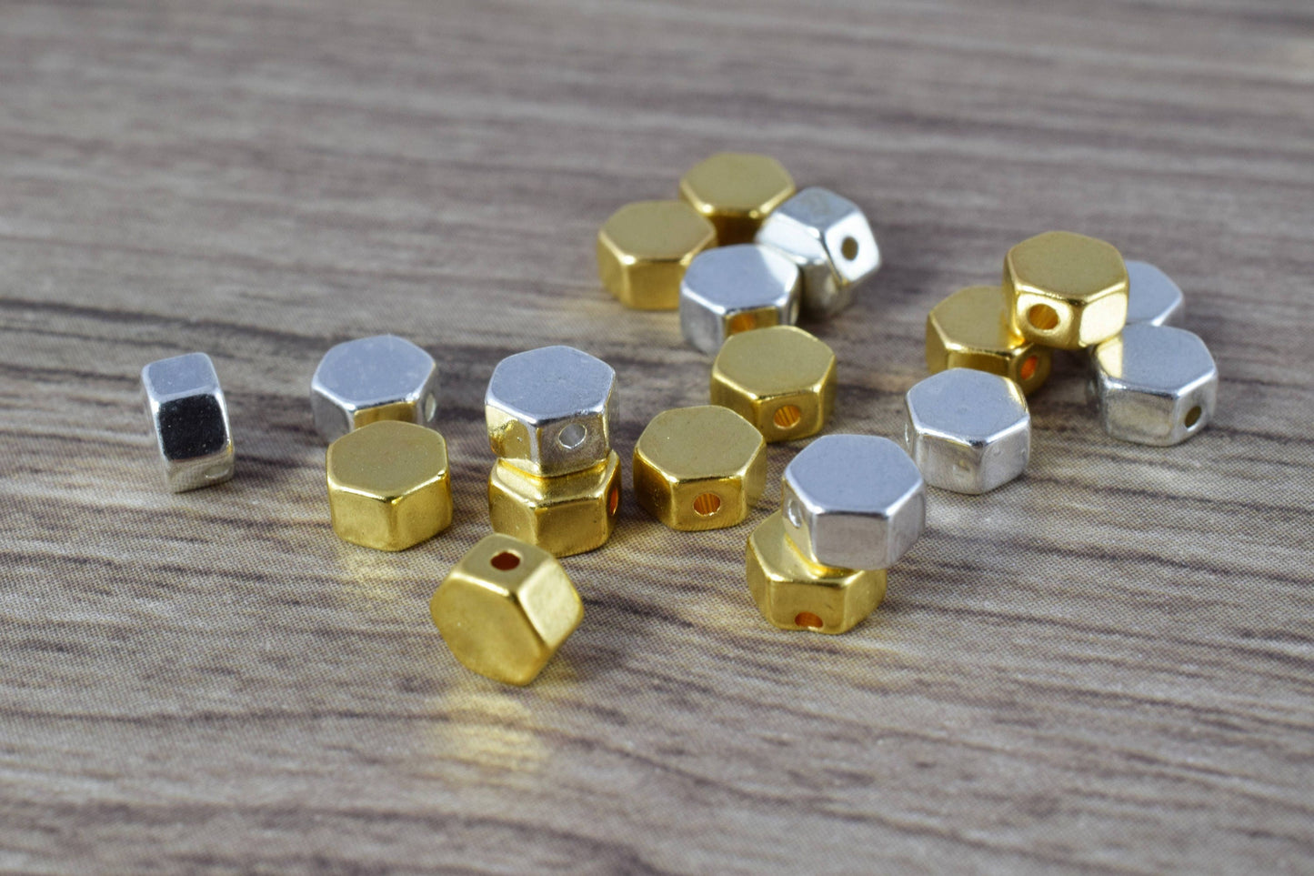 6mm Heptagon Gold/SilverAlloy Jewelry Beads 13pcs per Pack Beads/ beads Jewellery/Ncklace beads/Czech beads/Pressed Beads,...