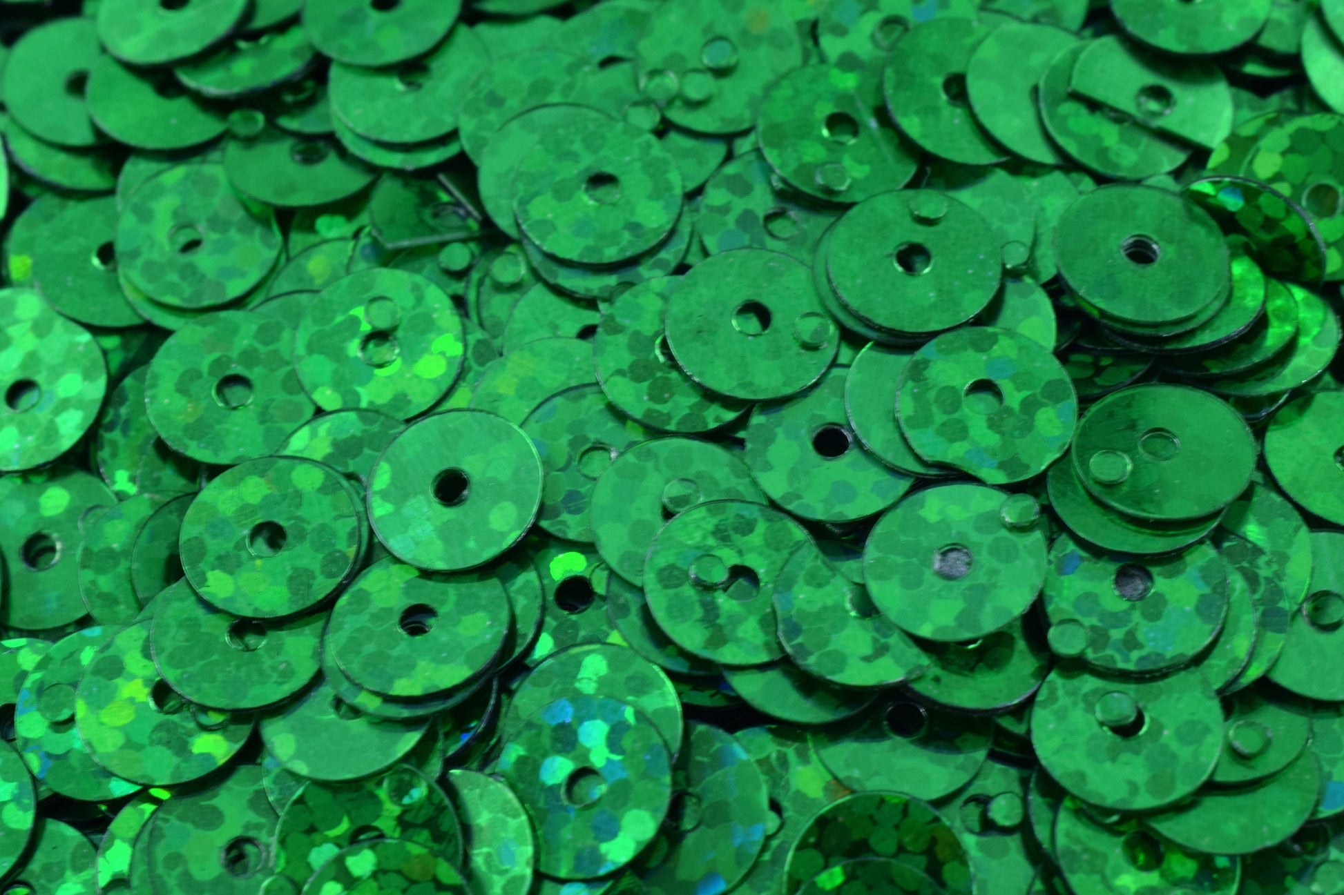 3mm/4mm/6mm Green Sparkle Flat Sequins Sheen Round Sequins jewelry making supplies - detail image 2