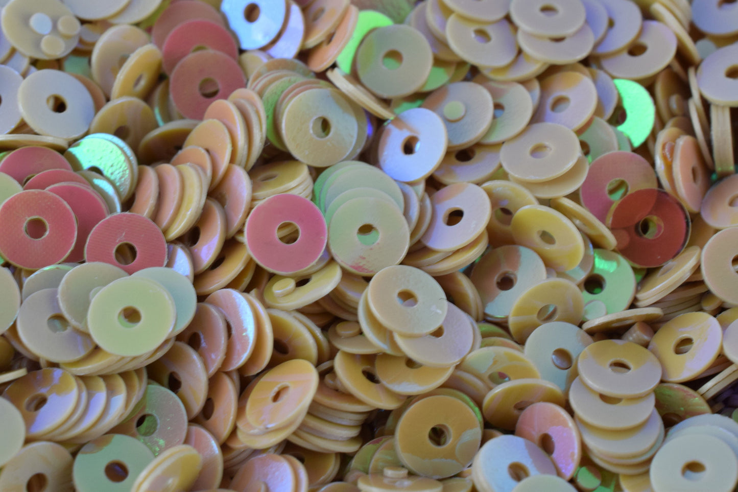 Round Sequins Loose: Warm Beige Iridescent Sheen for Costumes & Crafts (3mm-6mm Sizes, Center Hole, Bulk Pack)