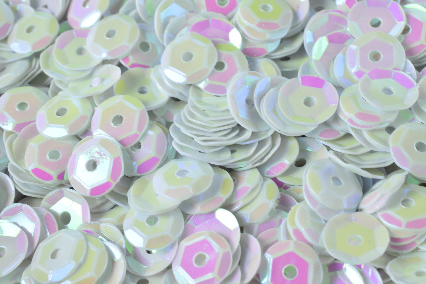 Off White Bridal Loose Round Sequins - Iridescent Sheen, 3/4/6mm Sizes, Lightweight Material, Sewing & Costumes
