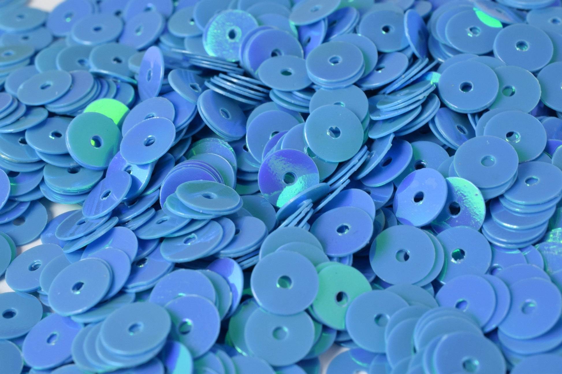 4mm Aqua Blue Iridescent Sequins: Shimmering Craft Embellishments, Lightweight Flat Round (2000pcs, Center Hole, Sewing)