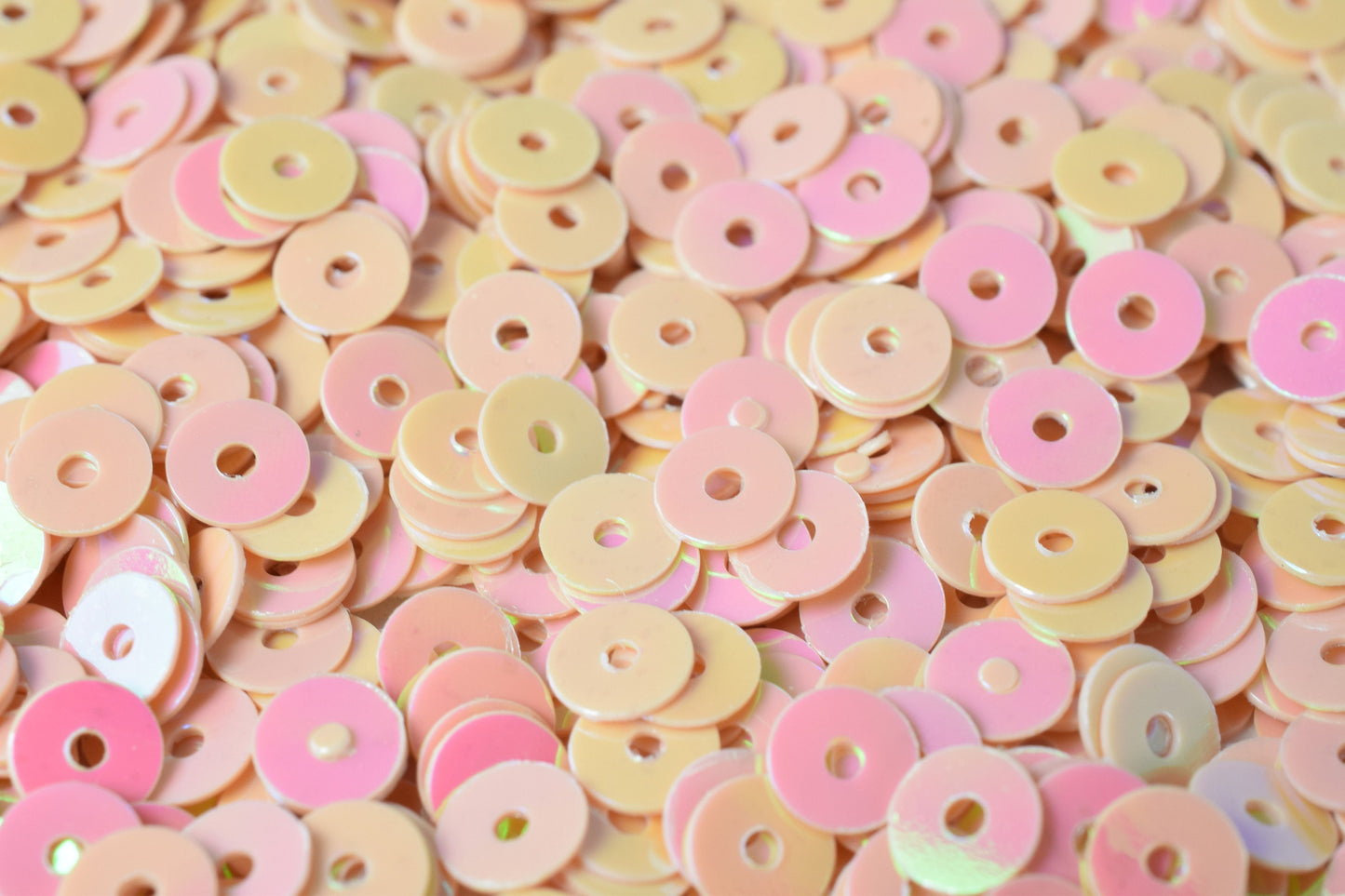 3/4/6mm Peach Baby Pink  Iridescent Sequins Sheen Round Sequins/Loose Paillettes,Wholesale Sequins,Shimmering Sequin Appar...