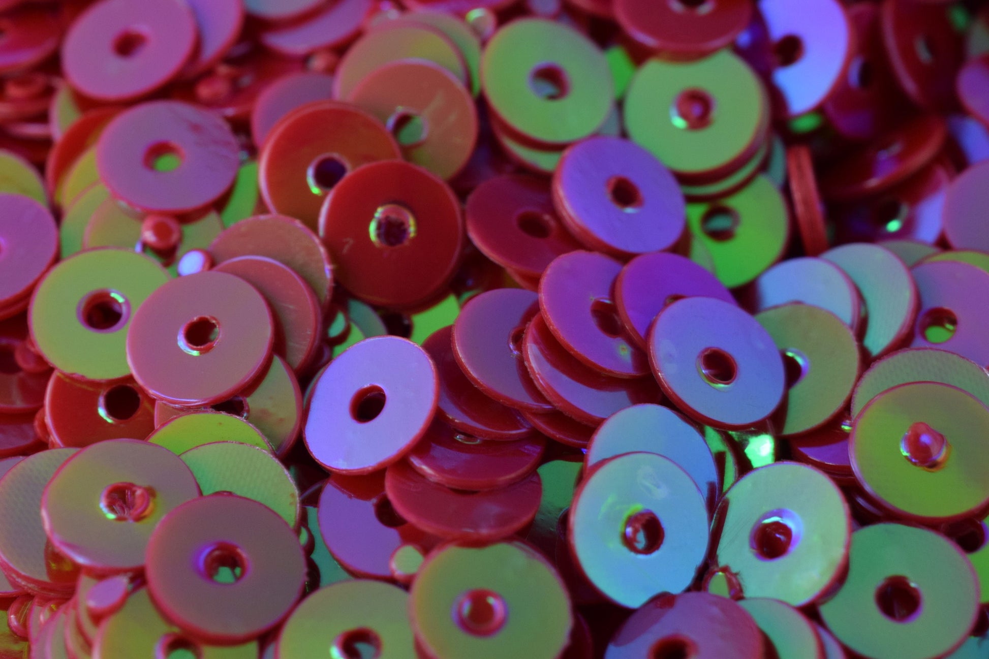 3/4/6mm Red Magenta Iridescent Sequins Sheen Round Sequins/Loose Paillettes,Wholesale Sequins,Shimmering Sequin Apparel,Sh...
