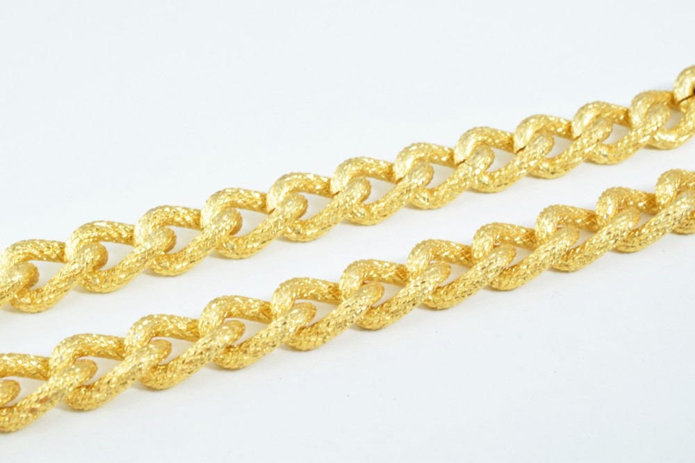 17x16mm Gold Aluminum Chain, Twisted Open Link for Handmade bracelet, Necklace Jewelry Accessories. 1 Yard (3 Feets), Item...