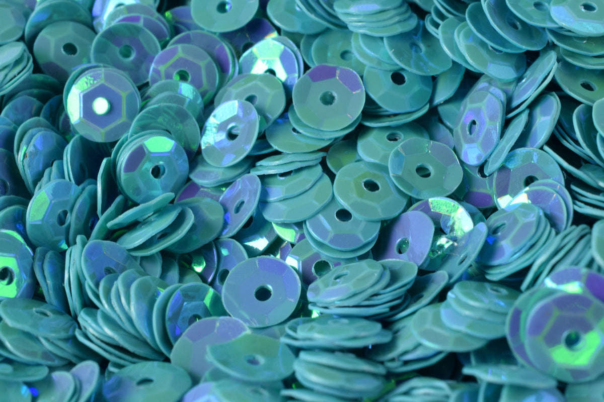 Round Sequins Loose Turquoise Shimmer Cup: Iridescent Apparel Trim, Flat Round Sheen (4mm & 6mm, Center Hole)