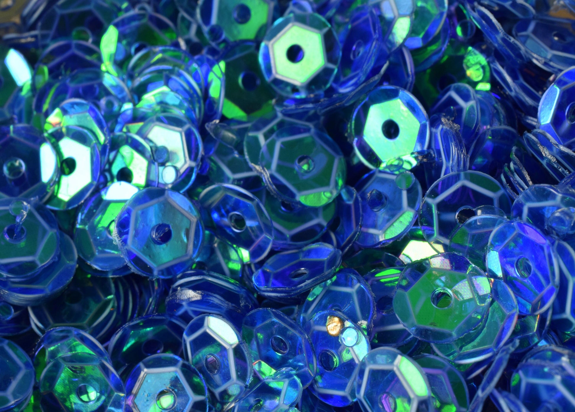 Blue Clear Green Cup Iridescent Sheen Round Sequins, Loose Paillettes (3/4/6mm Sizes, 0.5-1mm Center Hole, 2000pcs Pack)