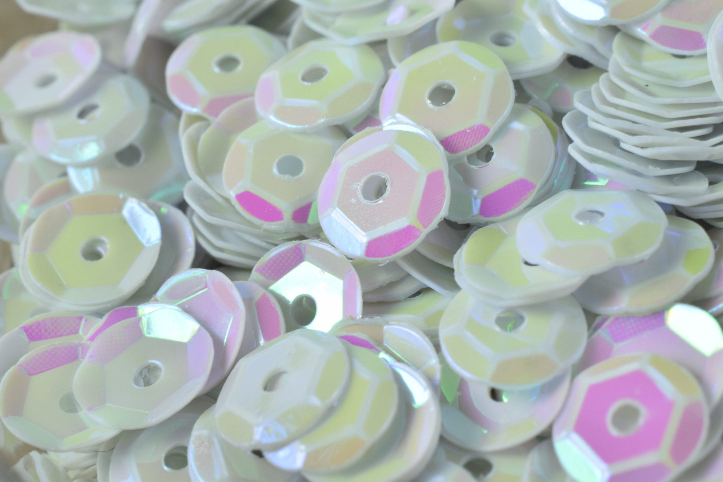 Off White Bridal Loose Round Sequins - Iridescent Sheen, 3/4/6mm Sizes, Lightweight Material, Sewing & Costumes