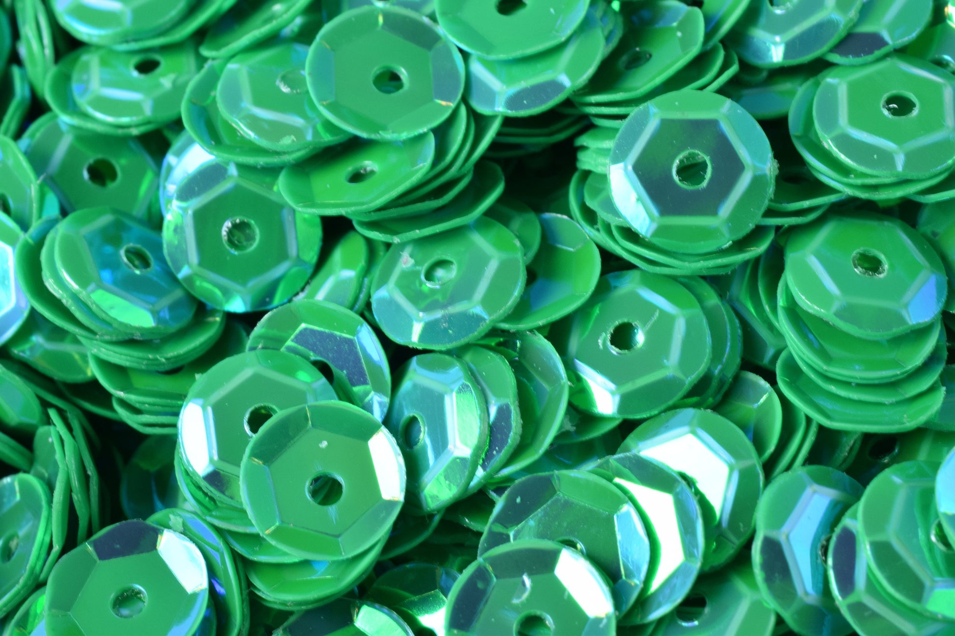 Bright Green Cup Iridescent Sequins: 3/4/6mm Round Paillettes, Shimmer Sheen | 2000pcs, Lightweight, Sewing & Craft Supplies