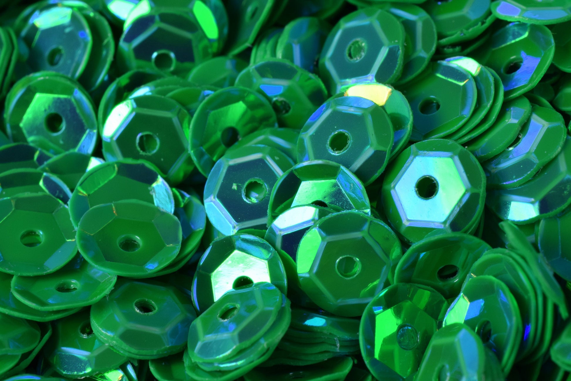 Bright Green Cup Iridescent Sequins: 3/4/6mm Round Paillettes, Shimmer Sheen | 2000pcs, Lightweight, Sewing & Craft Supplies