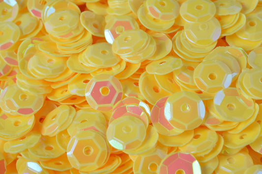 3/4/6mm Light Yellow Cup Glossy Iridescent Sequins Sheen Round Sequins/Loose Paillettes,Wholesale Sequins,Shimmering Sequi...