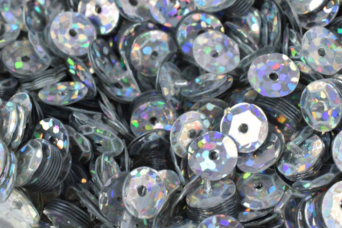 Silver Sparkle Cup Round Sequins, Glossy Iridescent Sheen (3mm-6mm Sizes, 0.5-1mm Hole, 2000pcs Pack, Crafting & Sewing Supplies)