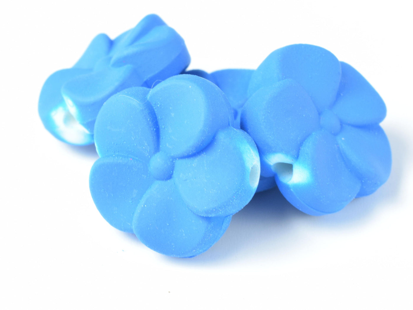 19mm Matte Rubberized Plastic Floral Flower Beads, Mixed Color Rose Beads,Flower Beads,Drilled Flowers,Flower Beads, Flowe...