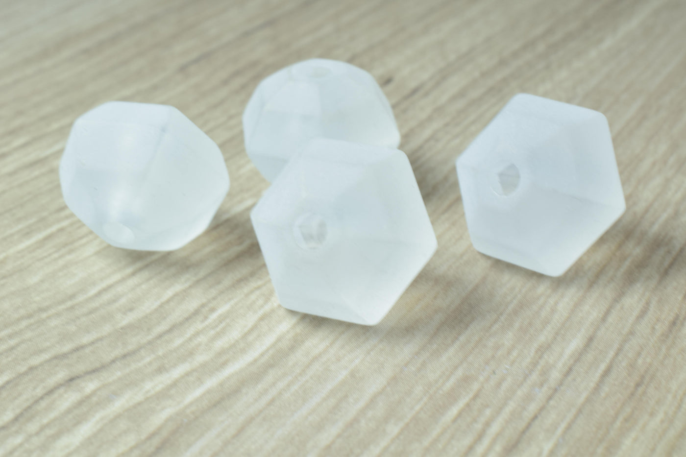 24mm Frosted Matte Clear (50pcs)  Faceted Round Beads Matte Clear/Hexagon Clear Matte Beads, Frosty Matte Beads, Wholesale...