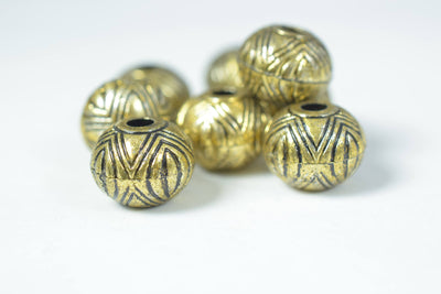 21x13mm Silver/Gold Antique Plastic Beads/Large Ornate/Silver/Gold Baroque Filigree Embossed Fancy Lantern Round Ball Bead...