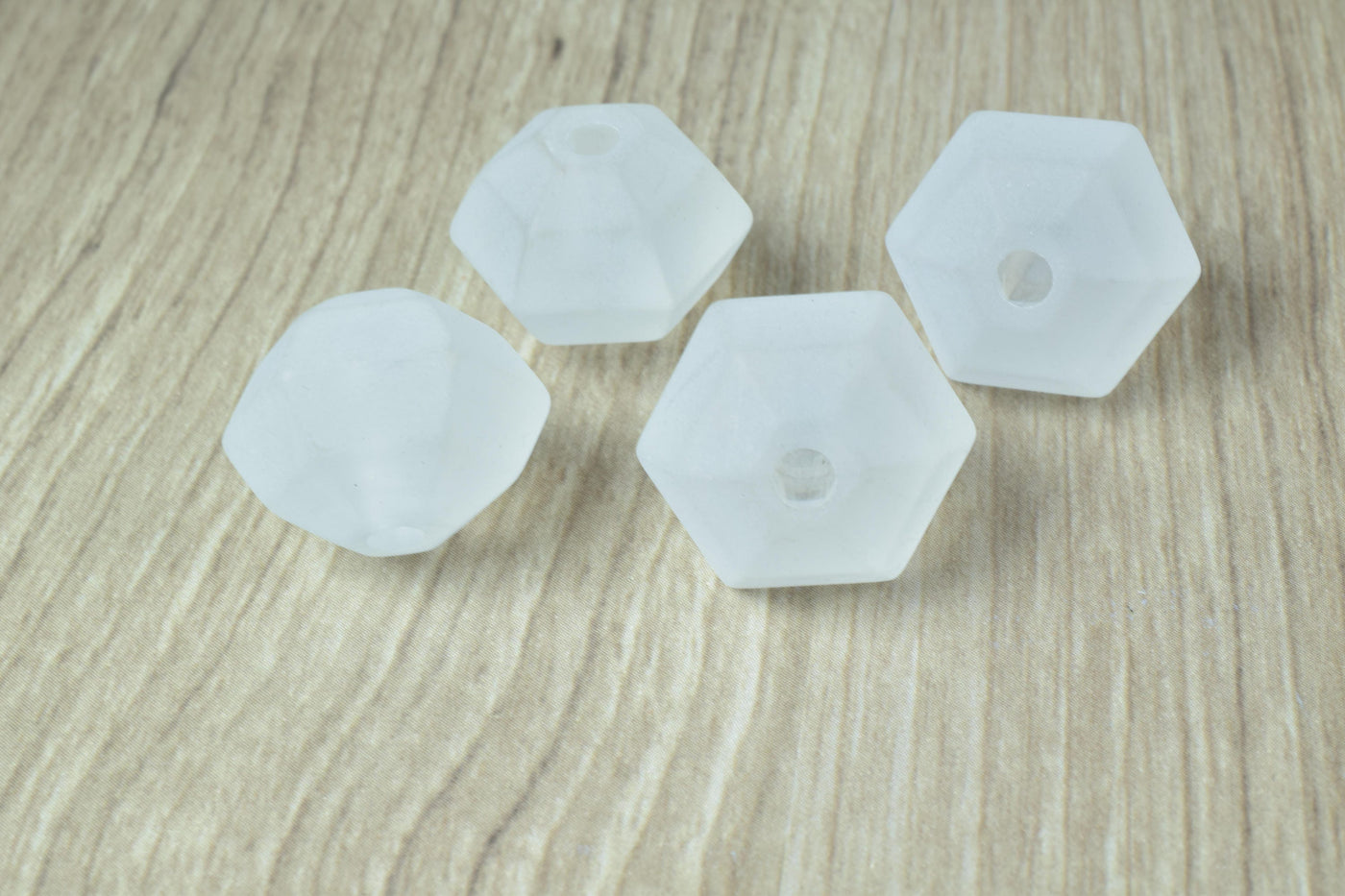 24mm Frosted Matte Clear (50pcs)  Faceted Round Beads Matte Clear/Hexagon Clear Matte Beads, Frosty Matte Beads, Wholesale...