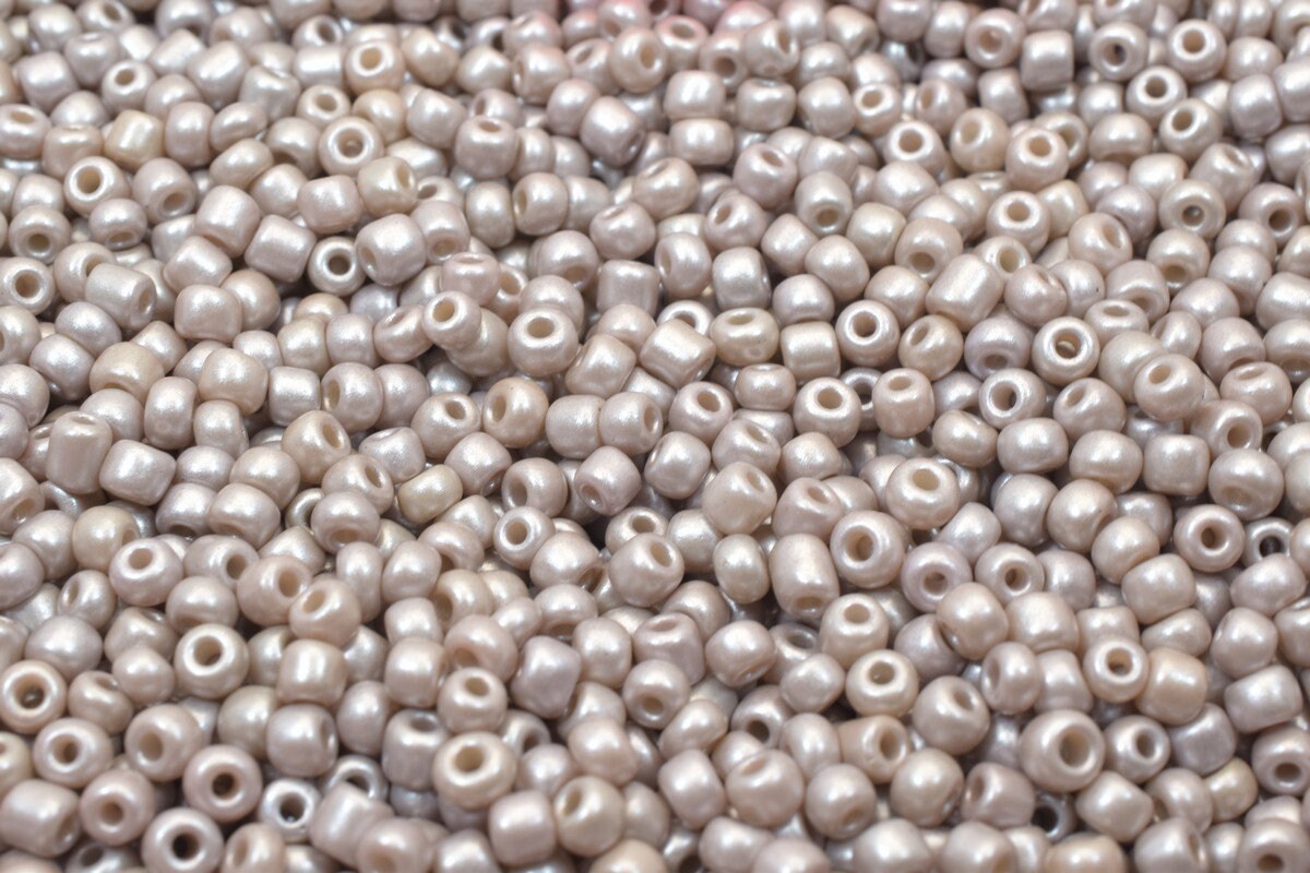 Ligth Brown Glass Seed Beads Sizes 8.0/6.0 Sold by 1 LB/ Pound Size 8/0, 6/0 jewelry making supplies - detail image 2