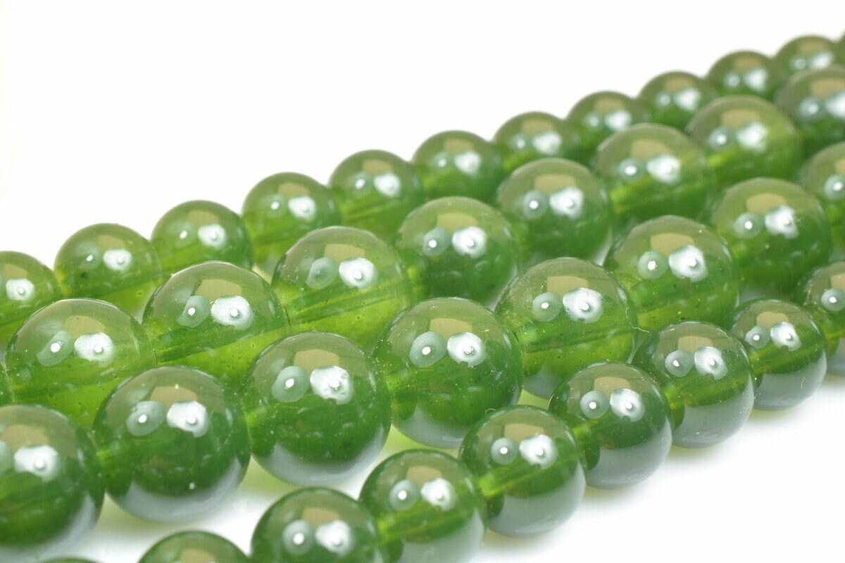 Shiny Green Glass Round Beads: Vintage Bohemian Shine - 8mm & 10mm, Loose Crackle Glass, Jewelry Crafting Materials