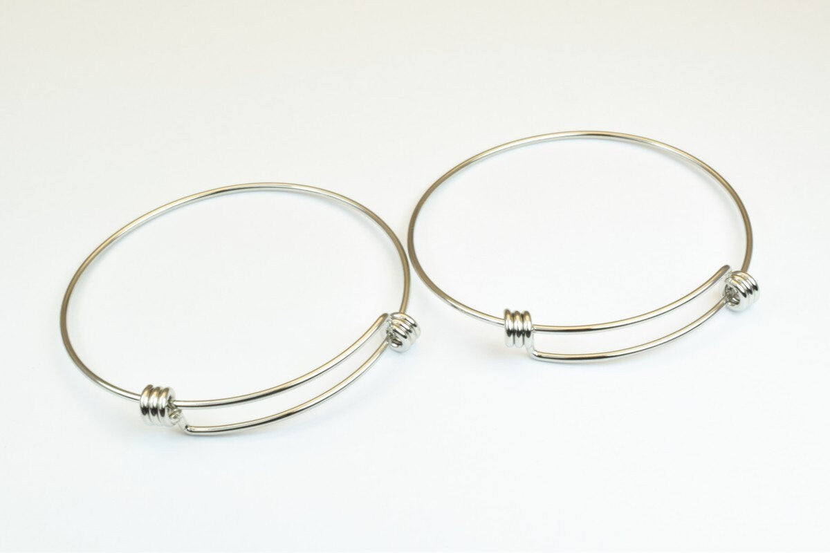 5 PCs Stainless Steel Bangle Unisex & Adjustable Approx Size 67x63x10mm For Jewelry Making Lot of 5 PCs jewelry making sup...
