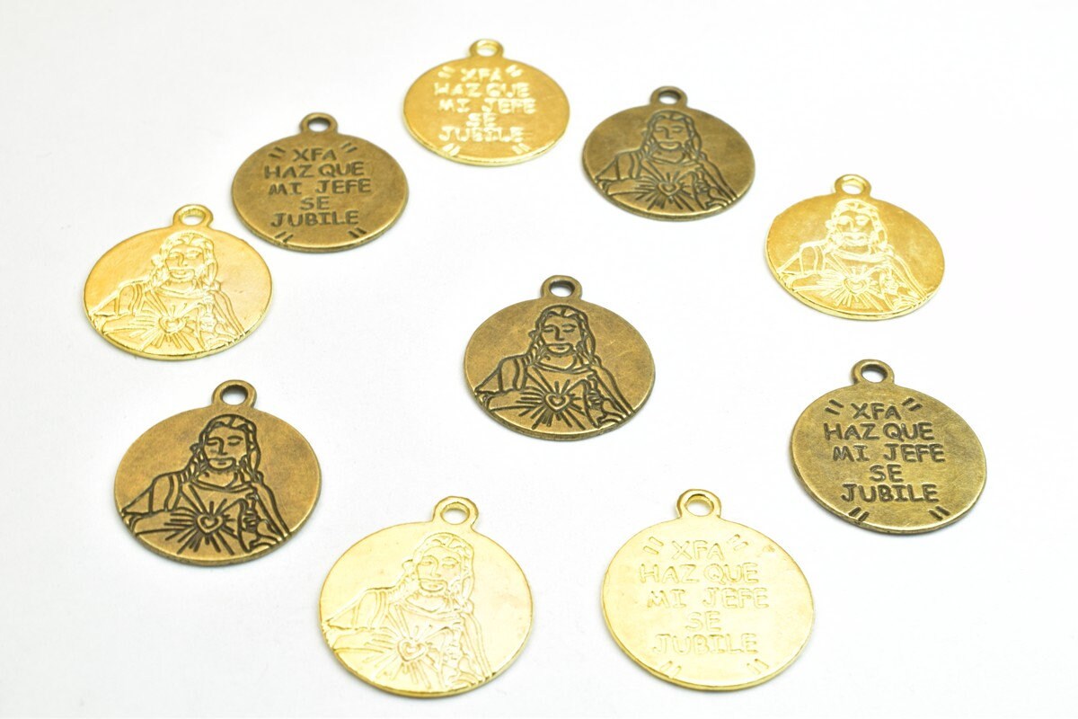 10 PCs Jesus Charm Pendants Bronze/Gold/Silver Beads Base Metal Alloy Pendant Size 21x18mm Jump Ring Size 2mm For Jewelry...
