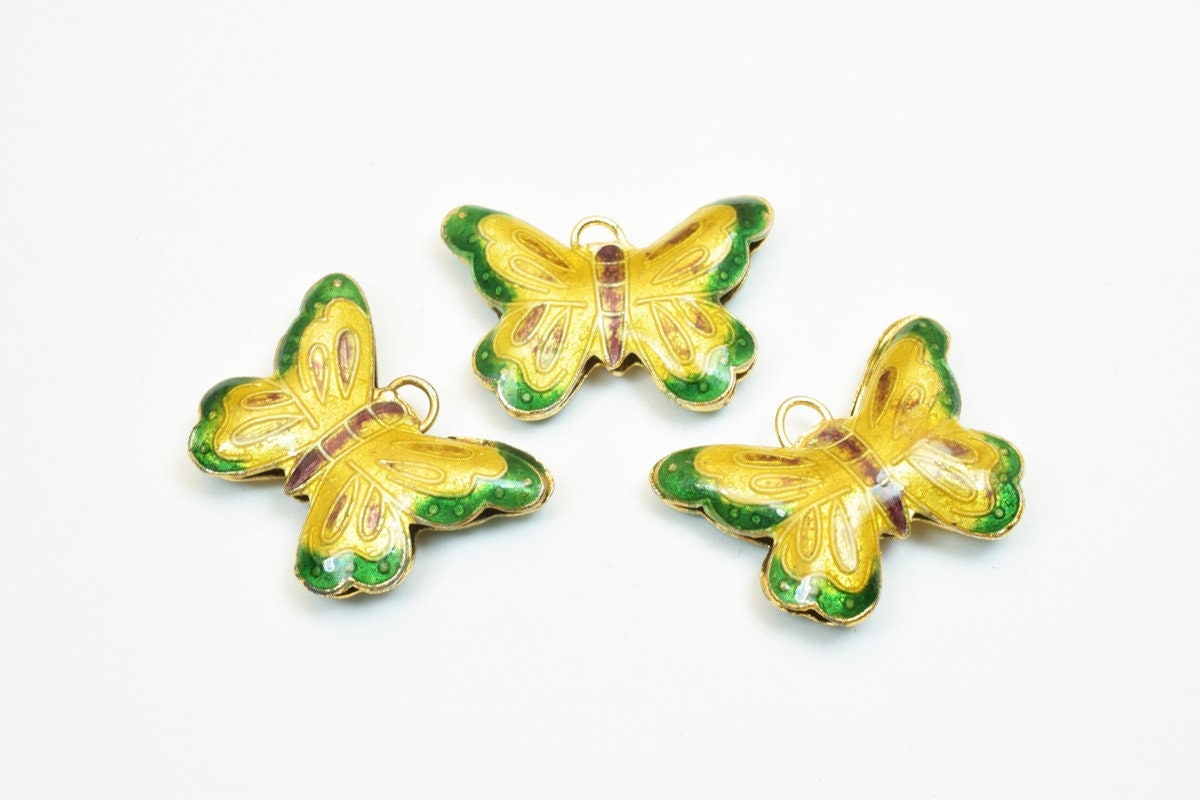 3 PCs Butter Fly Cloisonne Pendant Beads Size 27.5x20mm Thickness 5mm Hole Size 1.5mm Enamel Design Sweater Chain Charm Fo...