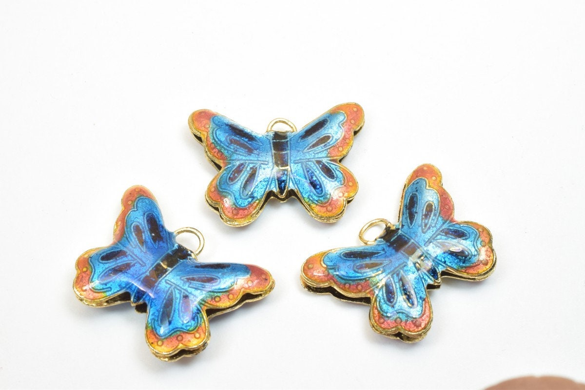 3 PCs Butter Fly Cloisonne Pendant Beads Size 27.5x20mm Thickness 5mm Hole Size 1.5mm Enamel Design Sweater Chain Charm Fo...