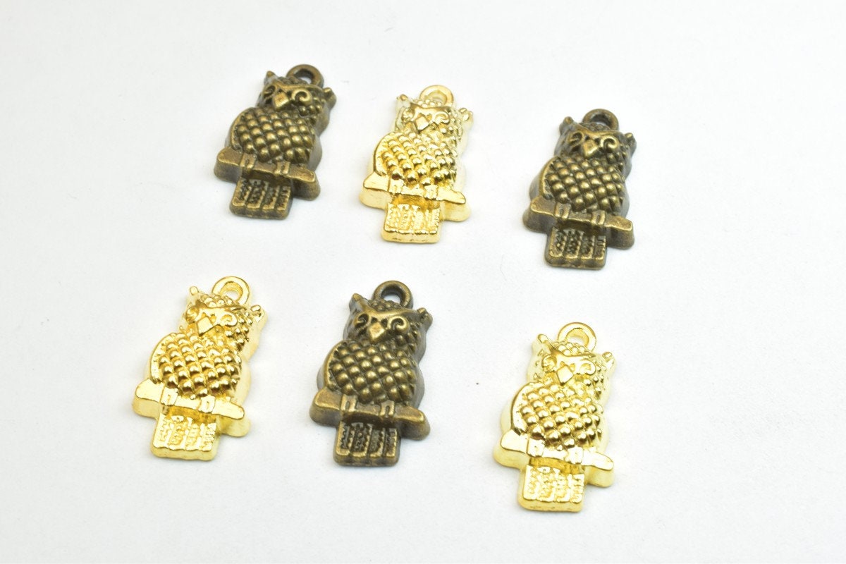 6 PCs Owl Charm Pendant Beads Antique Green/Gold Size 21x12mm Decorative Design Metal Beads 1.5mm JumpRing Opening for Jew...