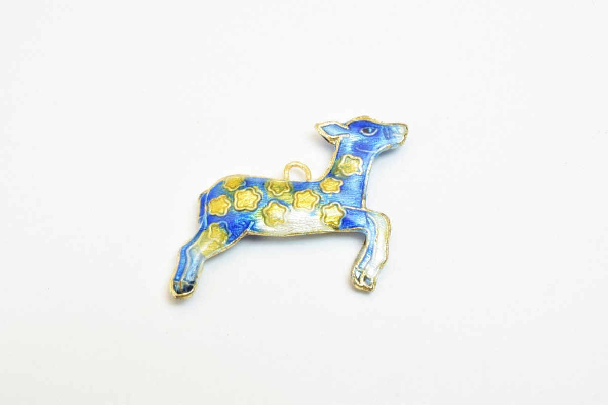 3 PCs Deer Cloisonne Pendant Charm Beads Size 27x35mm Thickness 5mm JumpRing Size 1.5mm Enamel Design Sweater Chain Charm...