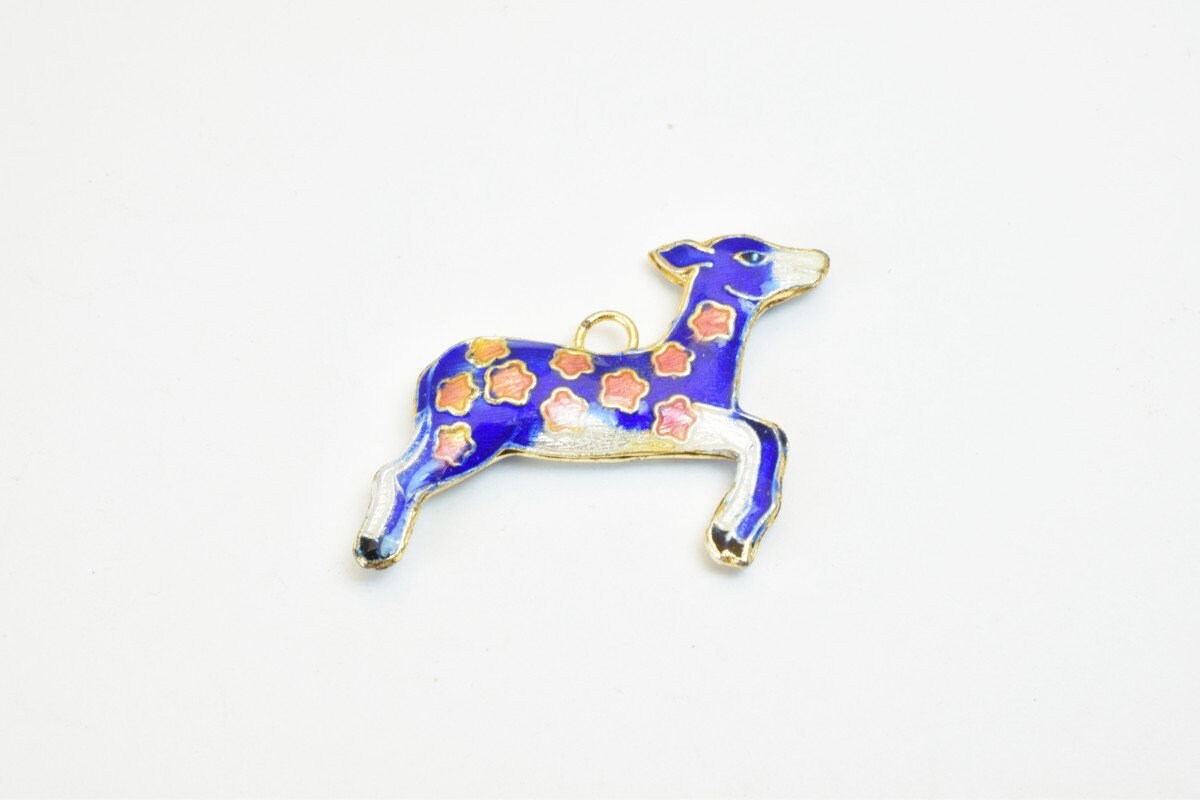 3 PCs Deer Cloisonne Pendant Charm Beads Size 27x35mm Thickness 5mm JumpRing Size 1.5mm Enamel Design Sweater Chain Charm...