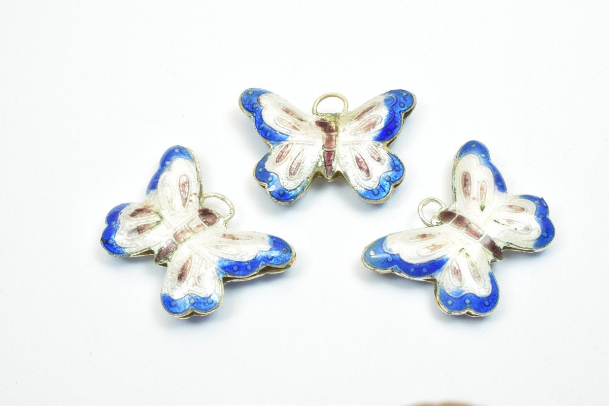 3 PCs Butter Fly Cloisonne Pendant Beads Size 27.5x20mm Thickness 5mm Hole Size 1.5mm Enamel Design Sweater Chain Charm Fo...