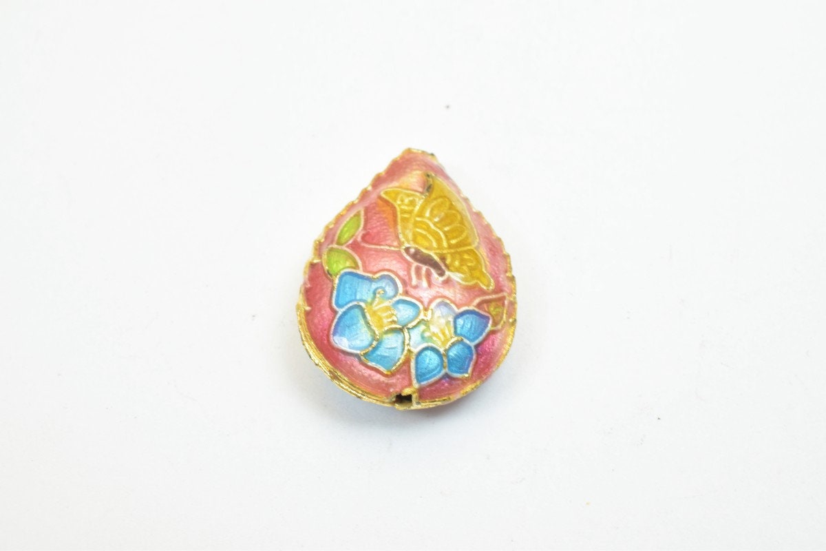 3 PCs Flower Tear Drop Cloisonne Pendant Beads Size 20x15mm Thickness 5mm Hole Size 1mm Enamel Design Sweater Chain Charm...