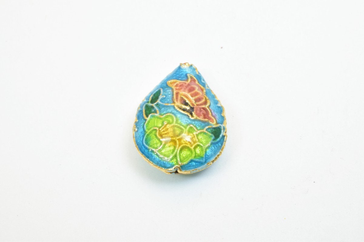 3 PCs Flower Tear Drop Cloisonne Pendant Beads Size 20x15mm Thickness 5mm Hole Size 1mm Enamel Design Sweater Chain Charm...