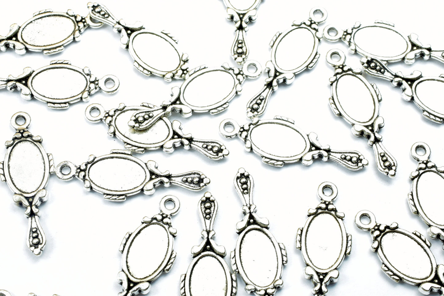 18PCs Hand Mirror Charm Antique Tibetan Silver Tone Double Face Charm Size 27x10mm 1.5mm JumpRing Fashion Finding Pendant...